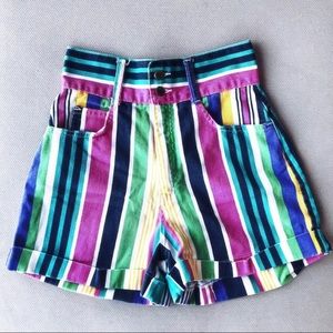 ✨Vintage striped jean shorts!✨